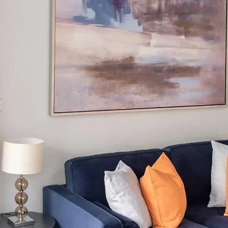 Elevated Elegance: 1Br 1Ba Flat In Wellmeadow Rd Apartamento Londres Exterior foto